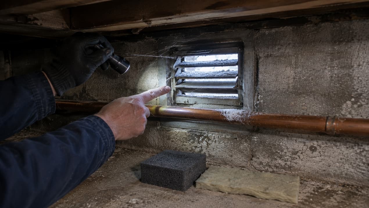 crawl space vent draft